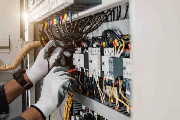 Best Electrical Contractors for Businesses  in Aventura, FL